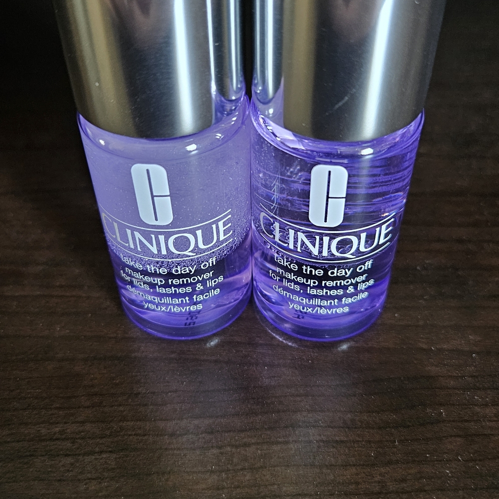 Clinique Take the Day Off Makeup Remover in Purple Set Of 2 - 1 Fl Oz (Nwob)